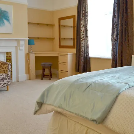Middleton House *